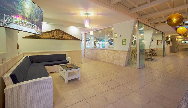 Tonoz Beach Hotel