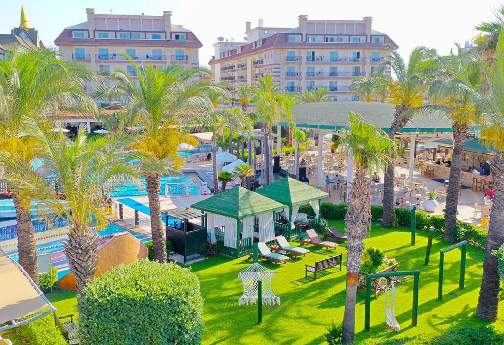 Hotel Crystal Family Resort & Spa 