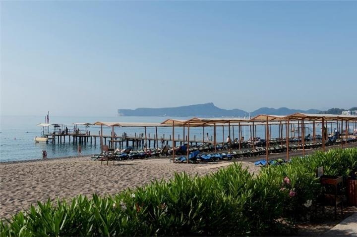 Seven Seas Hotel Life