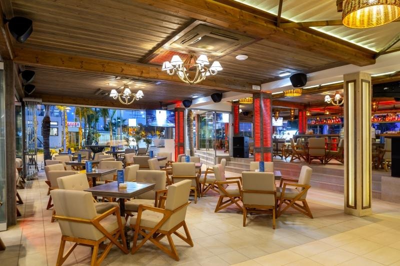 Hotel Limanaki Beach Hotel and Suites