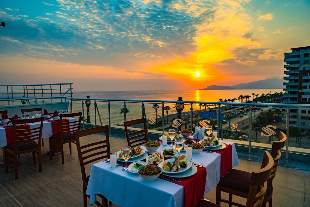 Hotel Senza Grand Santana