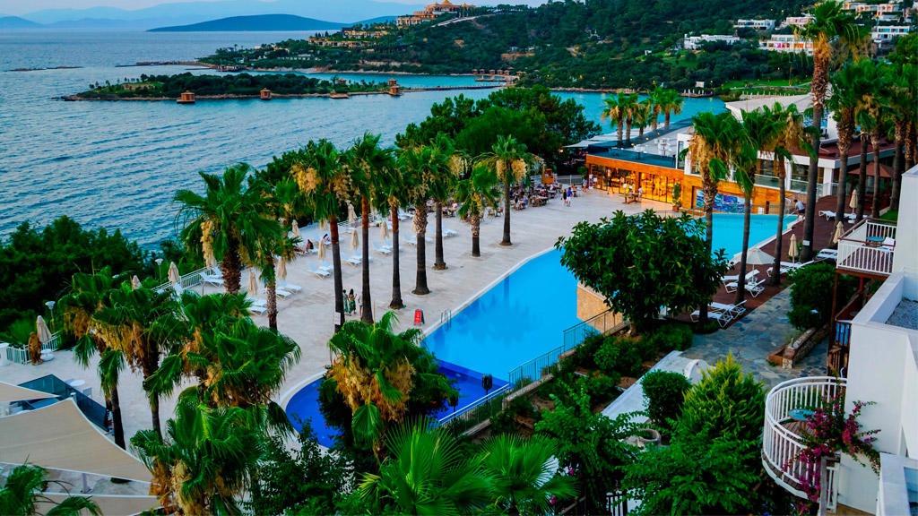 Blue Dreams Resort & Spa