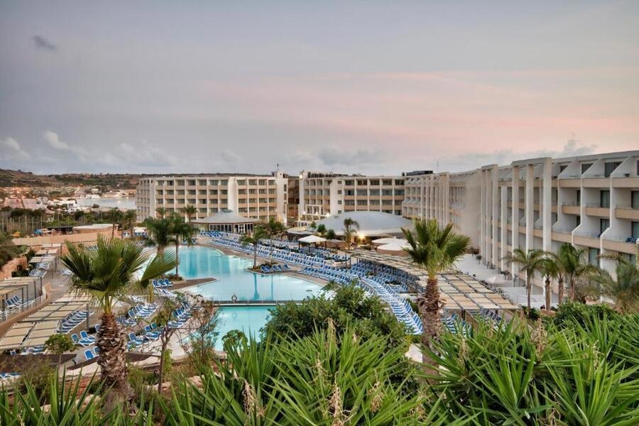DB Seabank Resort & Spa
