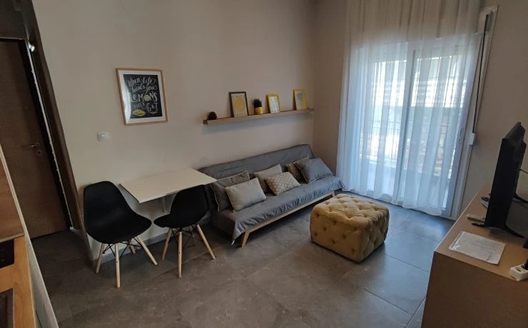 Duplex Emily