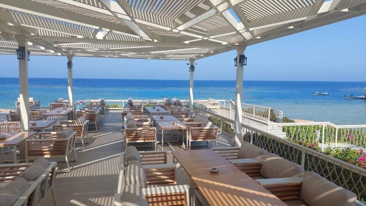 Sirena Beach Resort & Spa