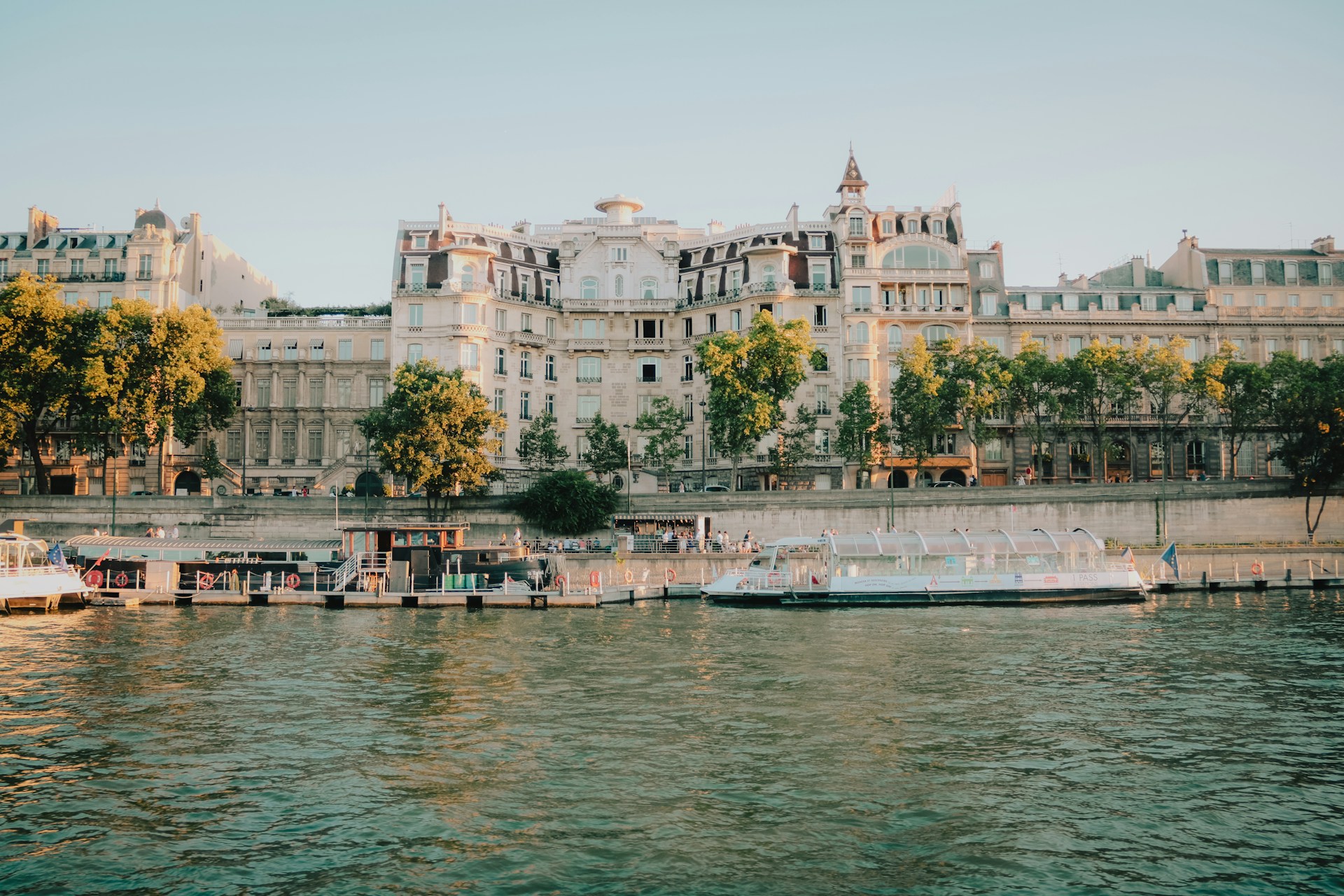 Pariz