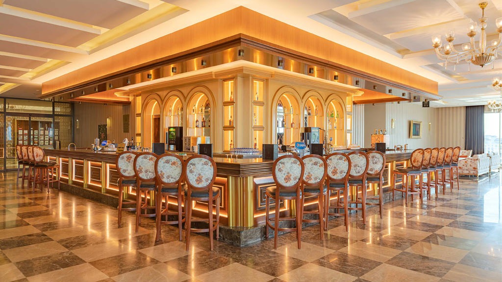 Side Premium Hotel