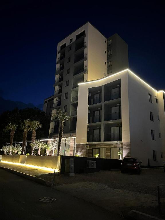 Hotel N 