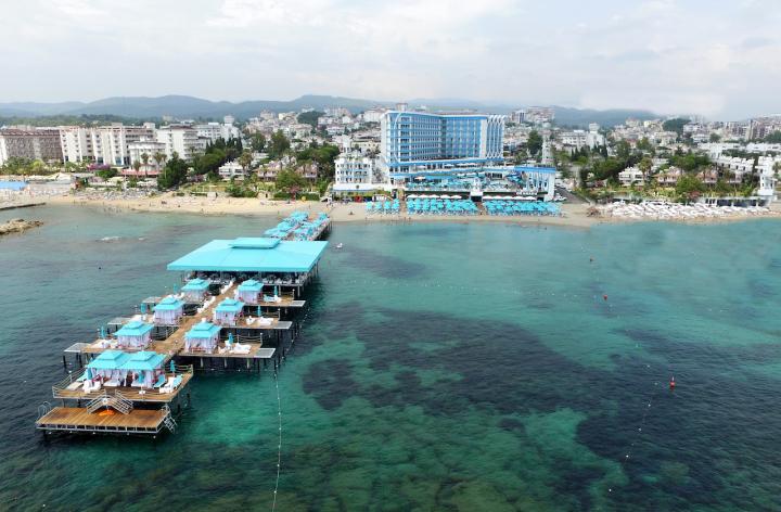 Granada Luxury Beach