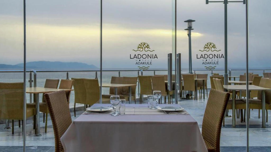 Ladonia Hotels Adakule