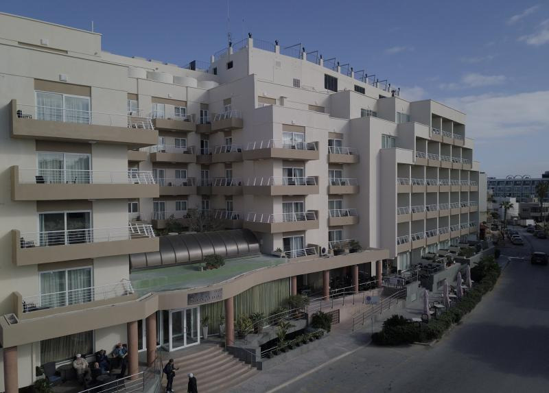Hotel Santana