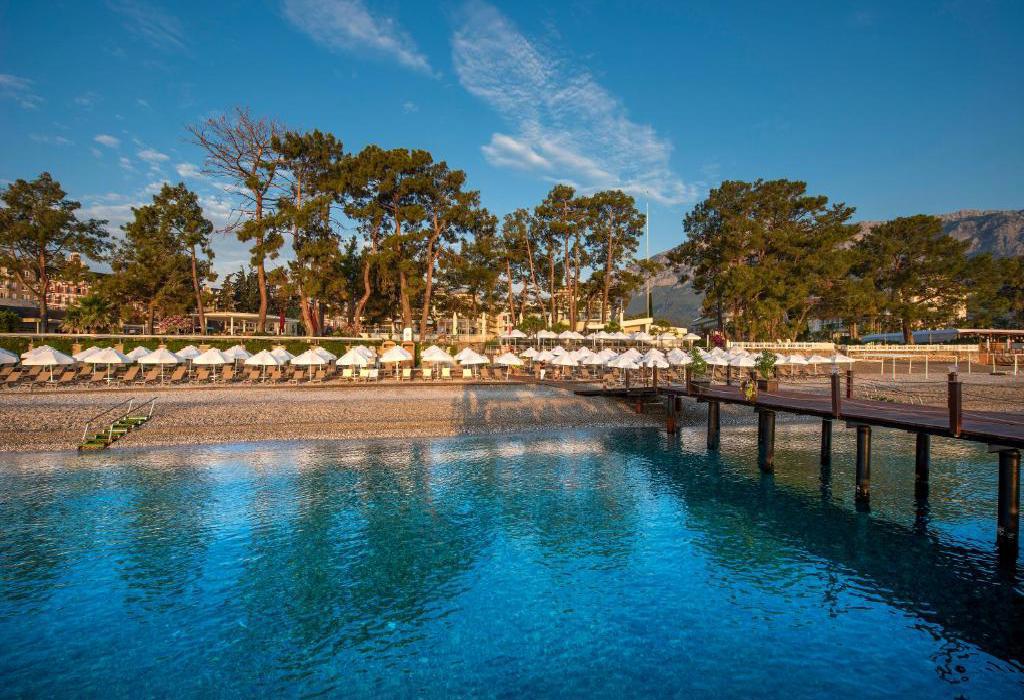 Akra Kemer