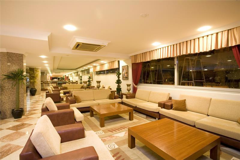 Fame Beach Hotel