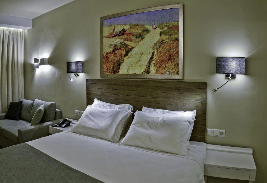 Swell Boutique Hotel