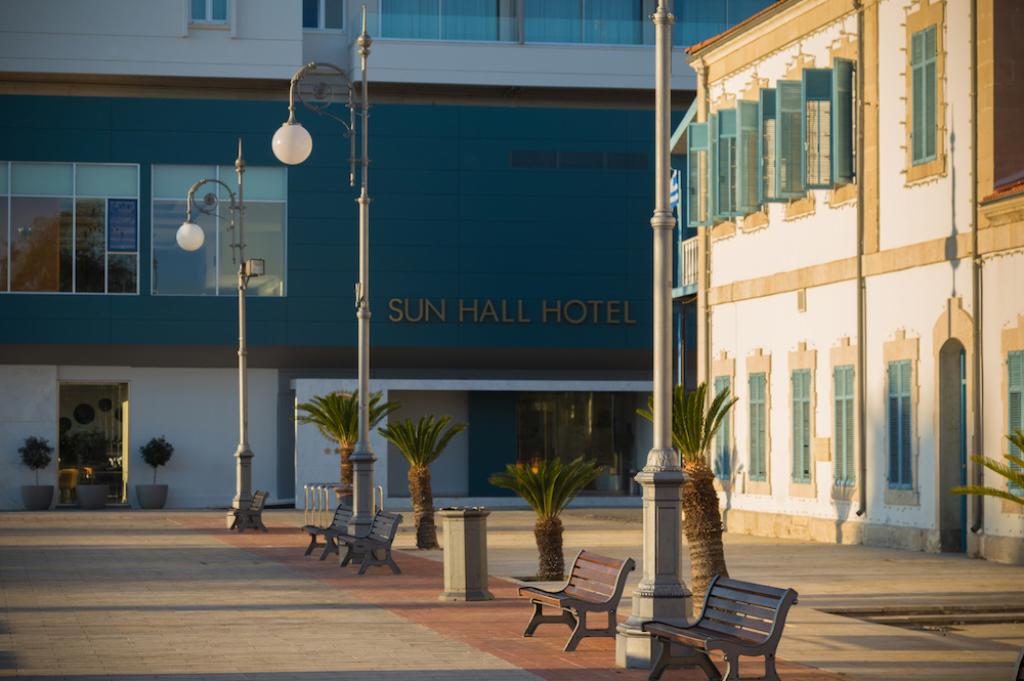 Hotel Sun Hall