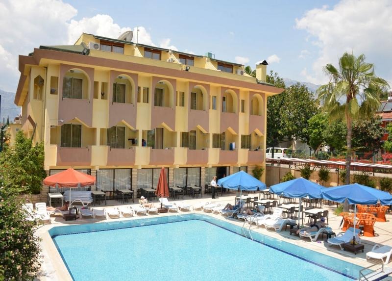 Fame Hotel