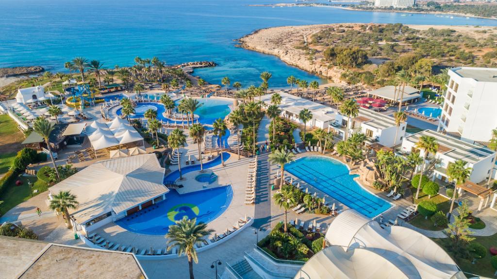 Hotel Adams Beach
