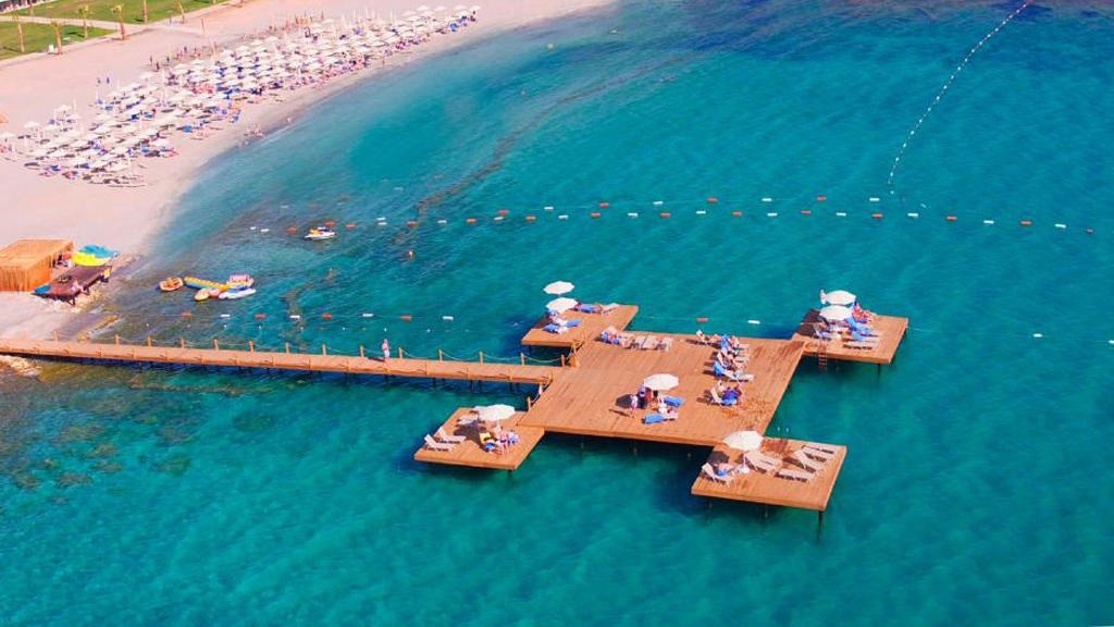 Aquasis De Luxe Resort & Spa