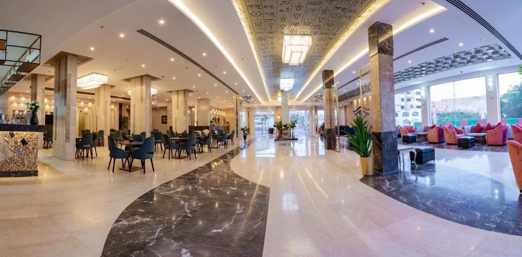 Sphinx Aqua Park Beach Resort