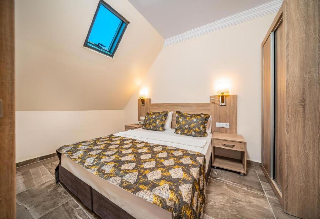 Hotel Arsi Paradise Beach