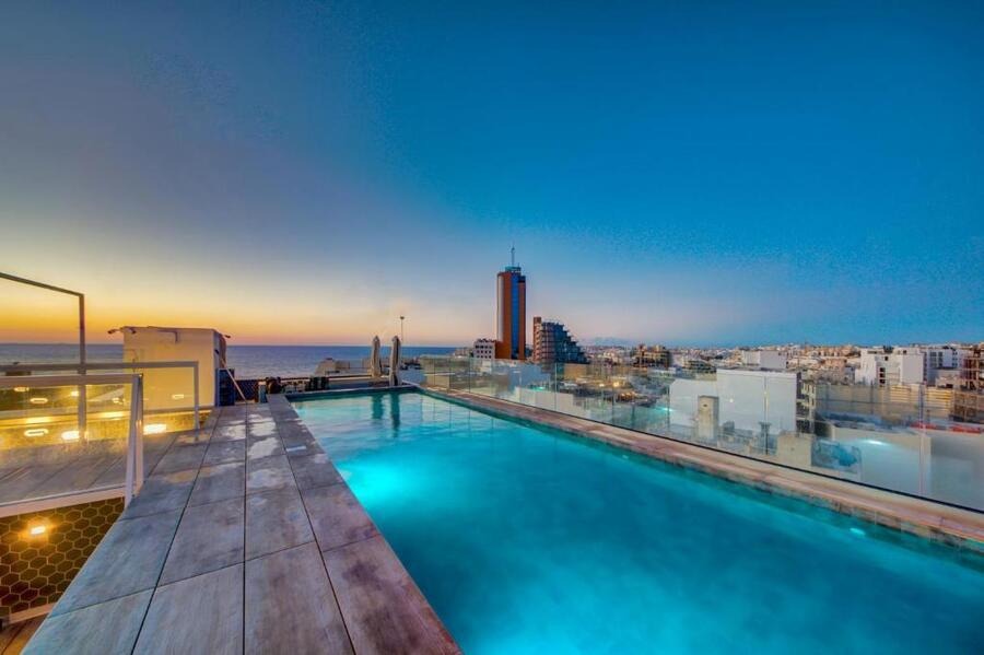 Ikyk Hotel
