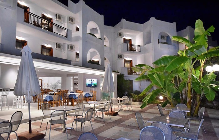 Korali Aparthotel