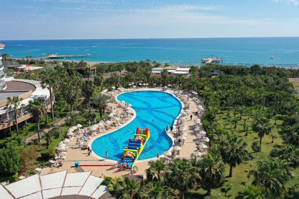 Seaden Sea World Resort and Spa
