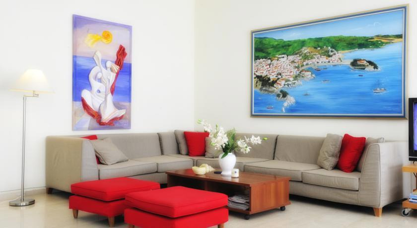 Ifigenia Hotel