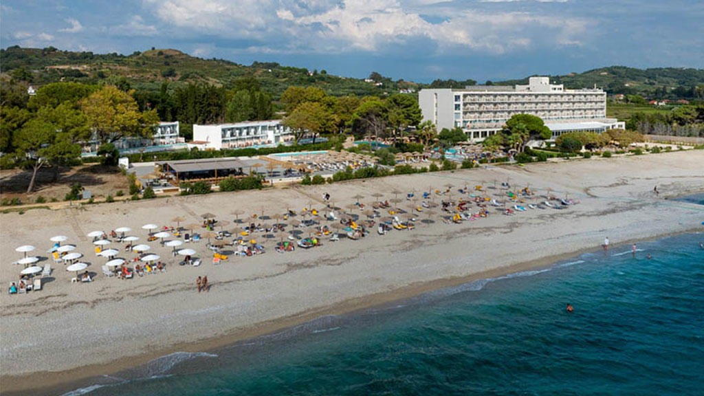 Ninos Grand Hotel & Resort