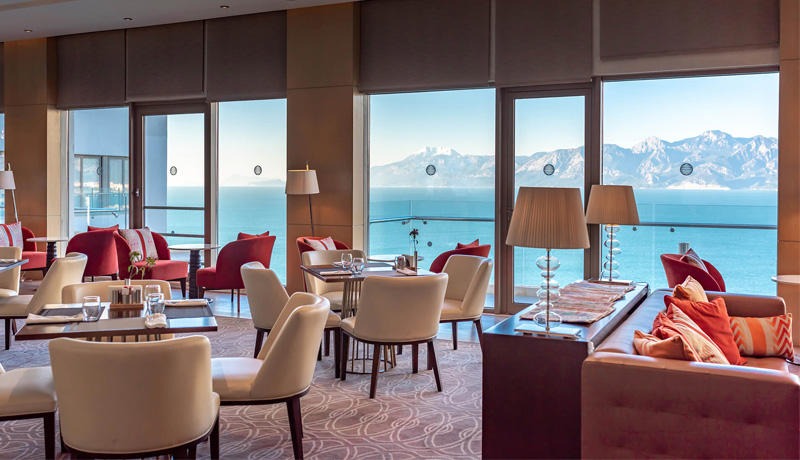 Akra Hotel
