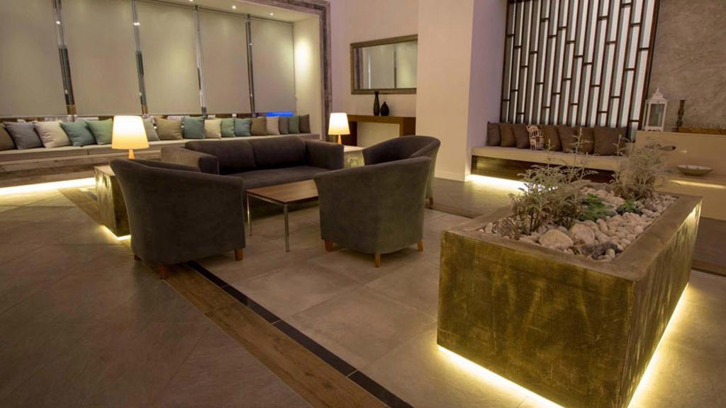 Supreme Beach Hotel