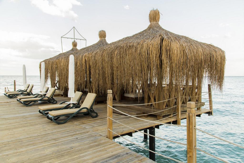 Hotel Crystal Flora Beach Resort