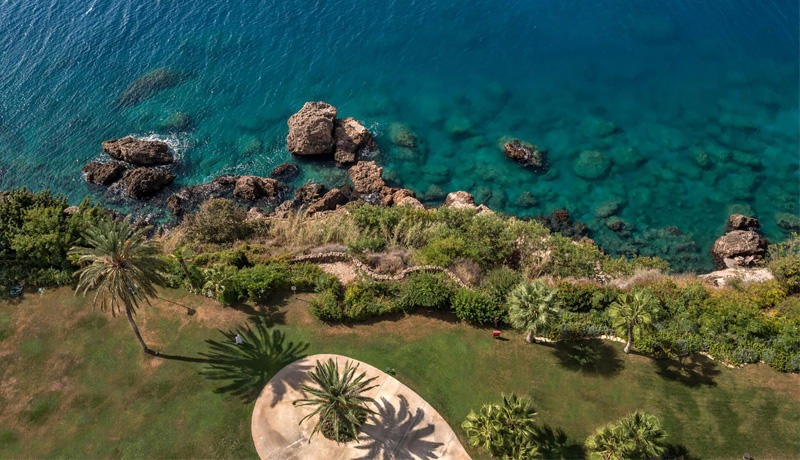 Akra Hotel