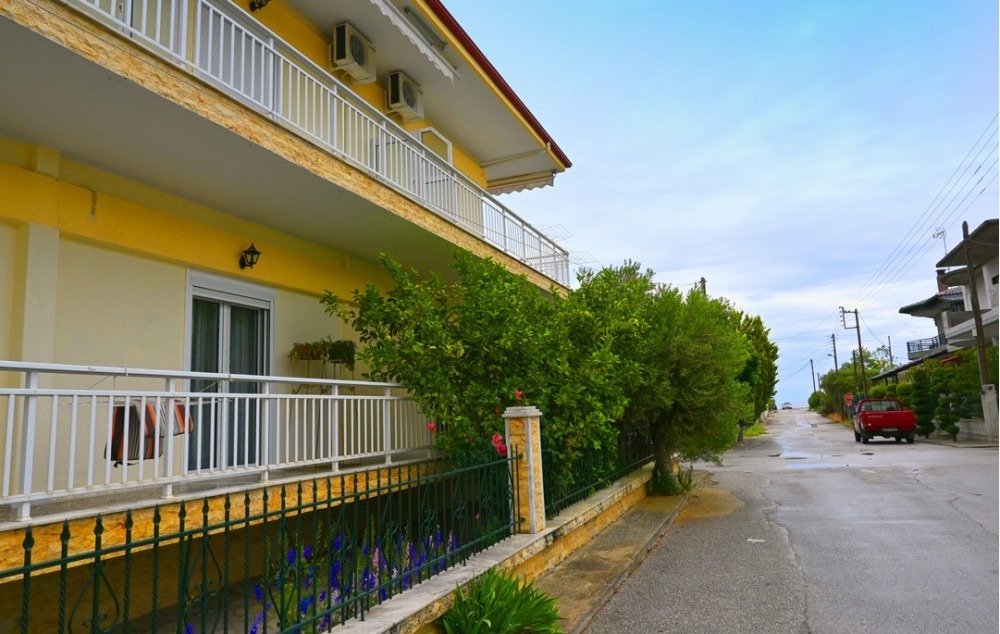 Vila Gerakina Studio