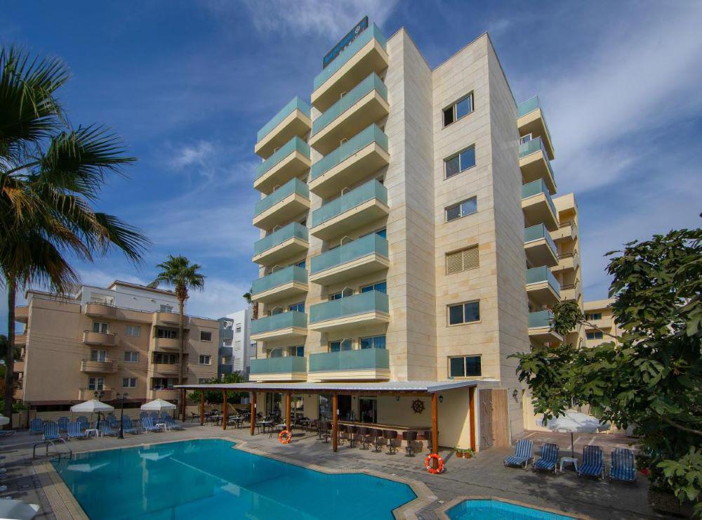 Kapetanios Hotel