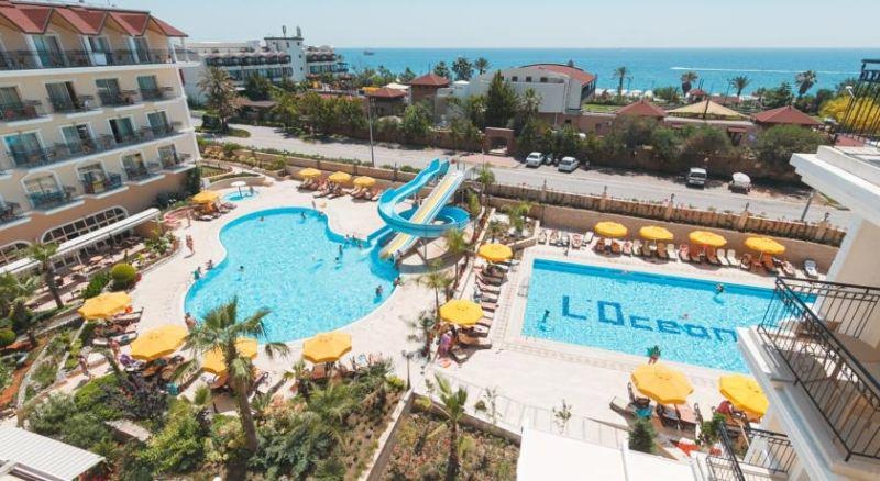 Loceanica Beach Resort Hotel