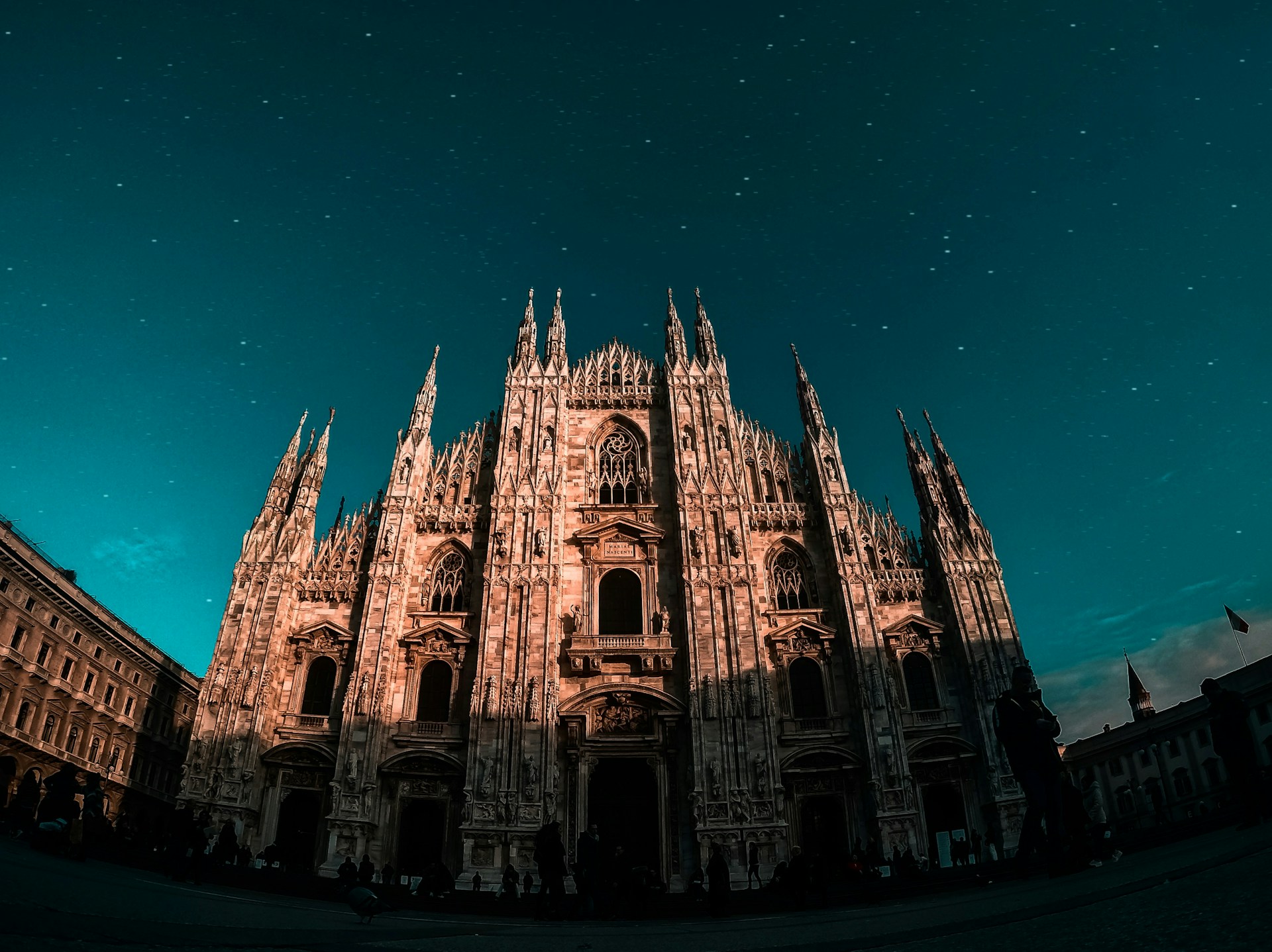 Milano - Đenova - Seravale - Lugano - Komo