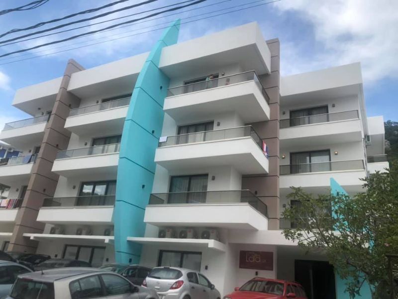 Studio Apartmani Lara Lux