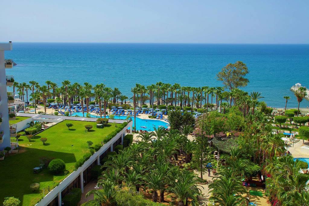 Grand Resort
