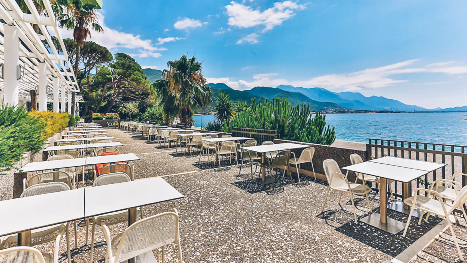 Hotel Carine Park