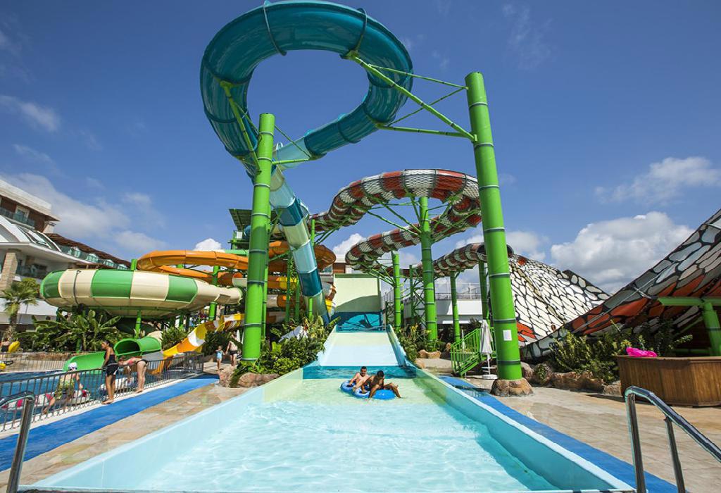 Crystal Waterworld Resort & Spa