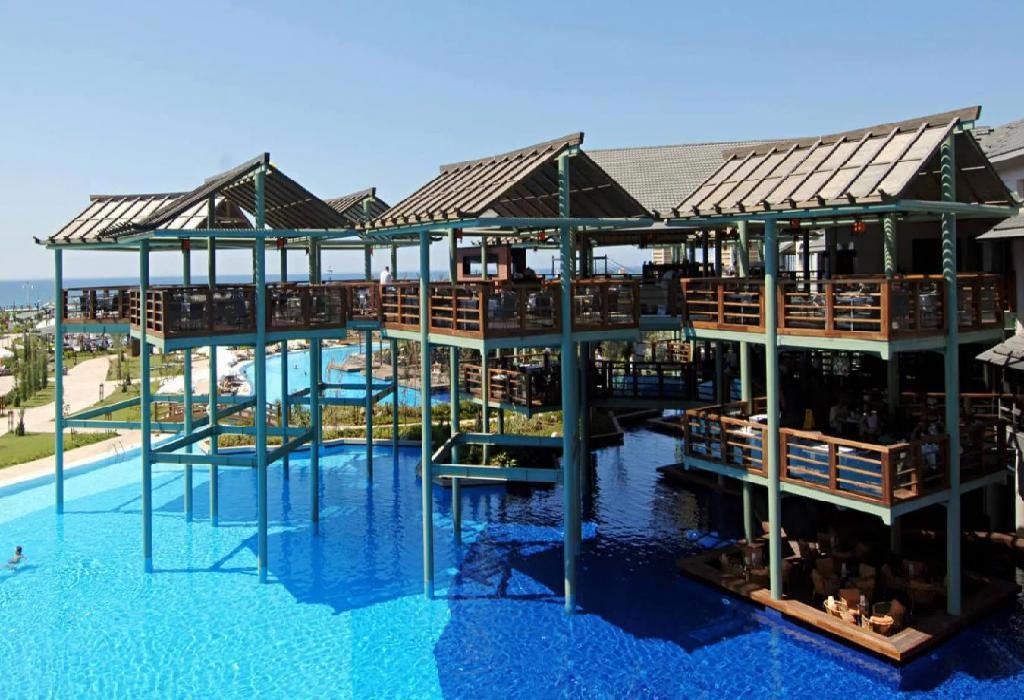 Limak Lara De Luxe Hotel & Resort