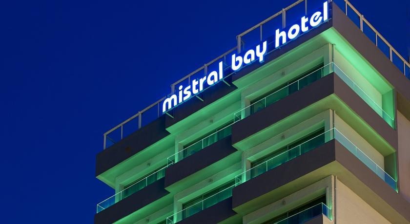 Hotel Mistral Bay