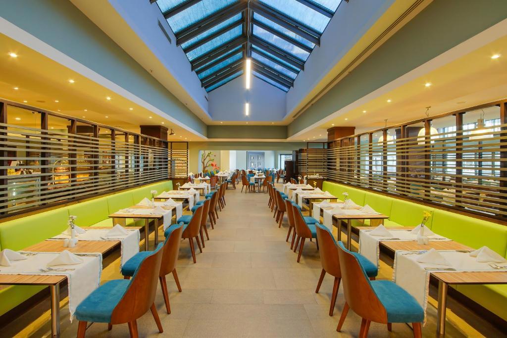 Limak Lara Deluxe Hotel and Resort