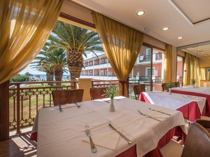 Hotel Astir