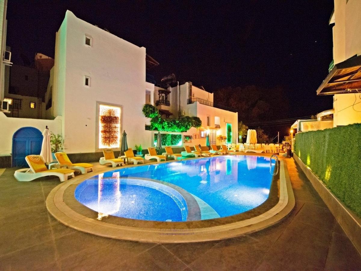 Bleu Nuit Hotel