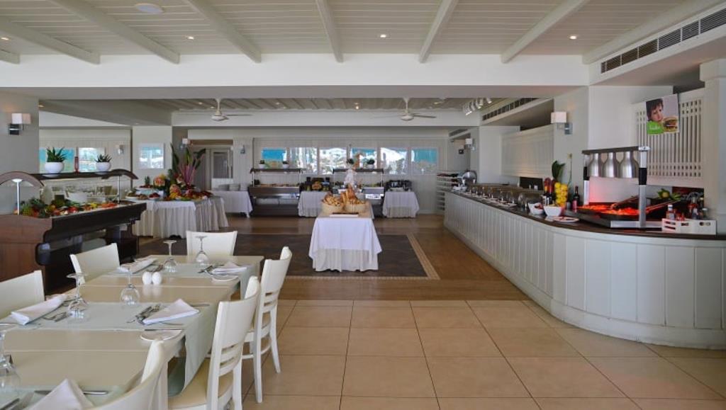 Hotel Golden Bay 