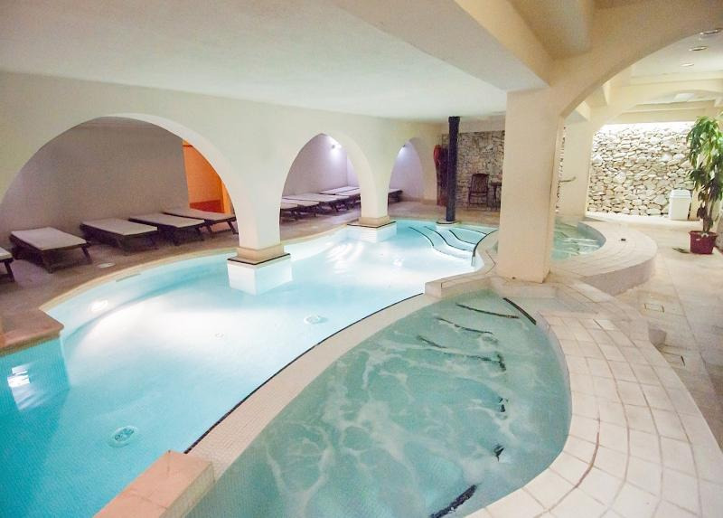 Dolmen Resort Hotel