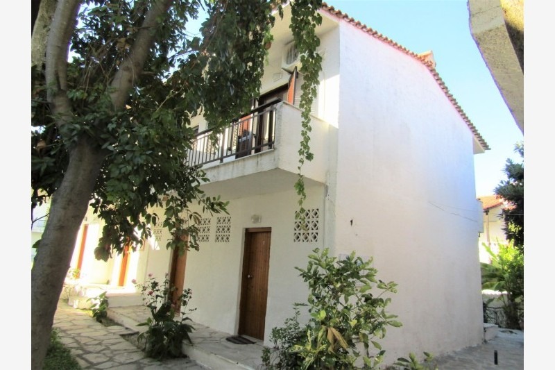 Vila Kostas
