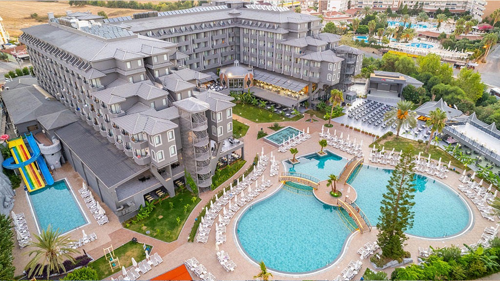 Nova Park Hotel Side